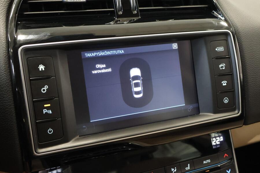 Jaguar XE vaihtoauto