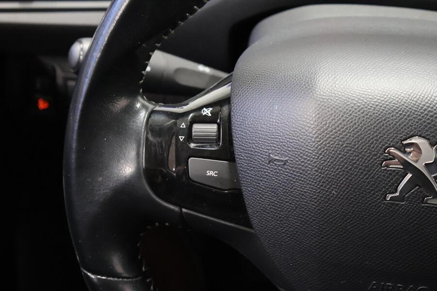 Peugeot 308 vaihtoauto