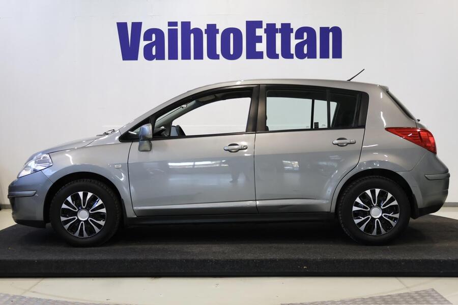 Nissan Tiida vaihtoauto