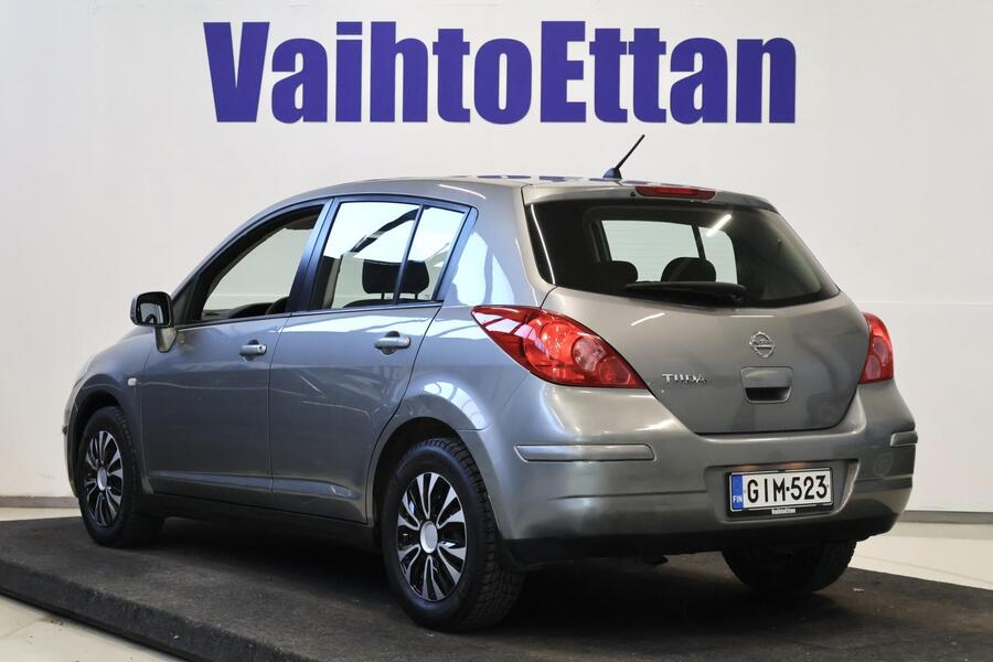 Nissan Tiida vaihtoauto