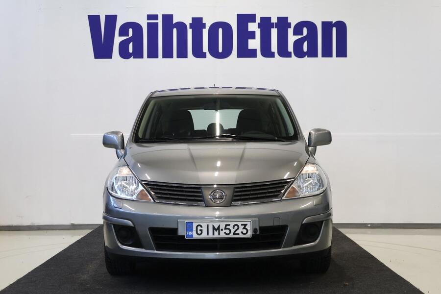 Nissan Tiida vaihtoauto