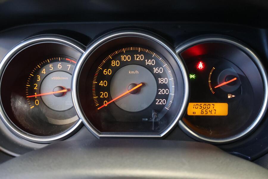 Nissan Tiida vaihtoauto