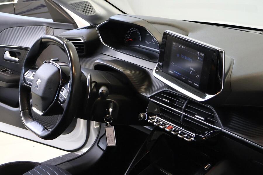 Peugeot 208 vaihtoauto