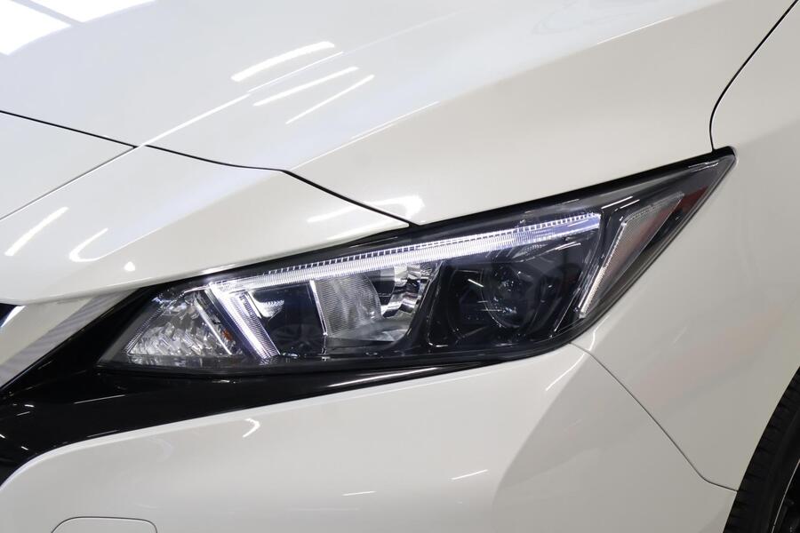 Nissan Leaf vaihtoauto