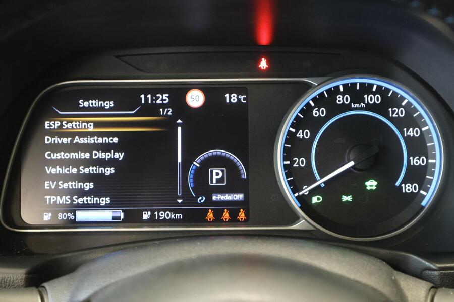 Nissan Leaf vaihtoauto