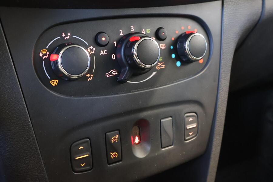 Dacia Sandero vaihtoauto