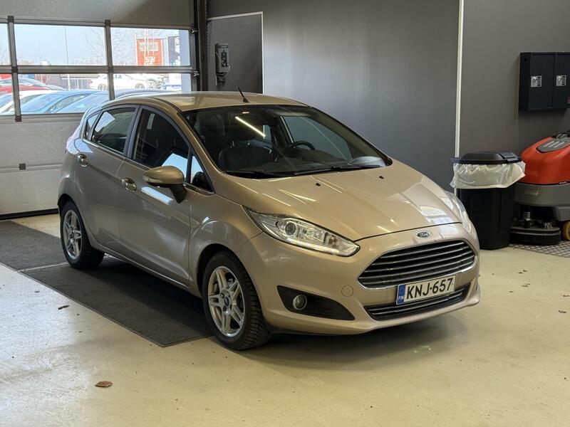Ford Fiesta vaihtoauto