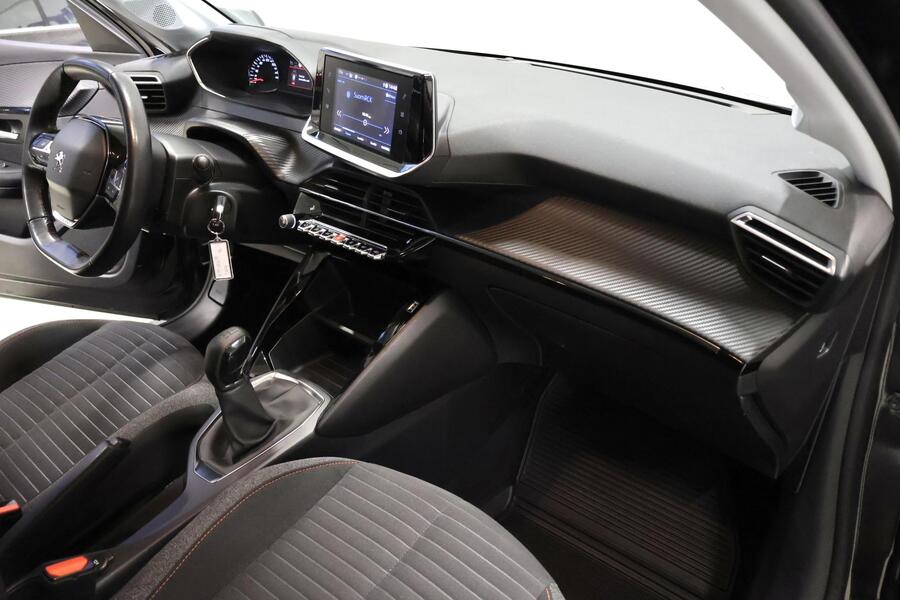 Peugeot 208 vaihtoauto