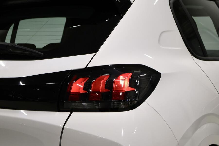 Peugeot 208 vaihtoauto