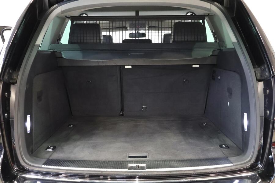 Volkswagen Touareg vaihtoauto