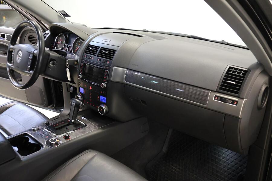 Volkswagen Touareg vaihtoauto