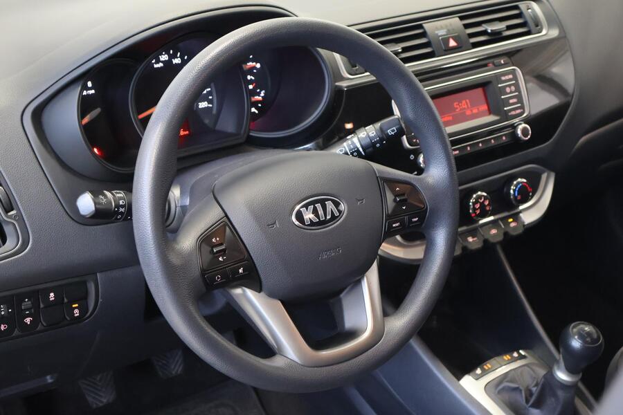 Kia Rio vaihtoauto