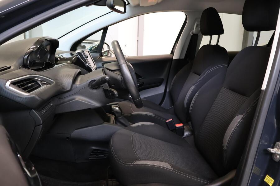 Peugeot 208 vaihtoauto