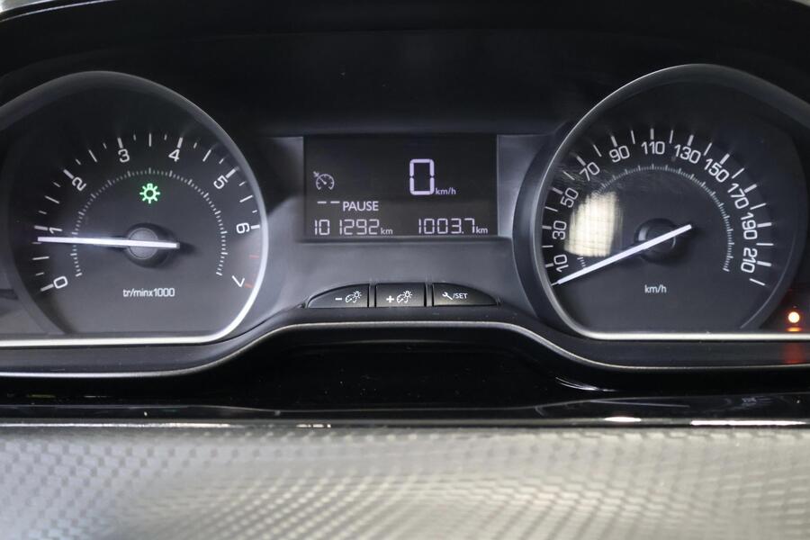 Peugeot 208 vaihtoauto