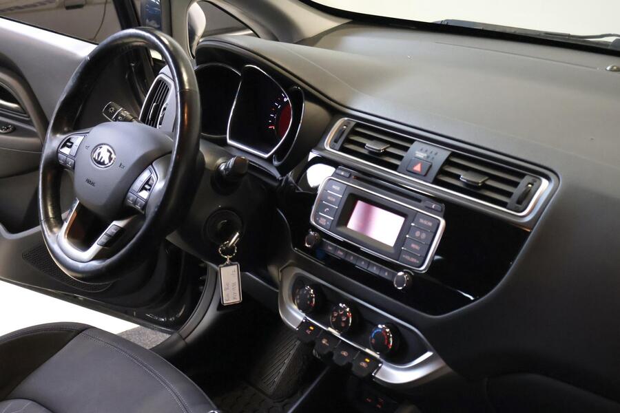 Kia Rio vaihtoauto