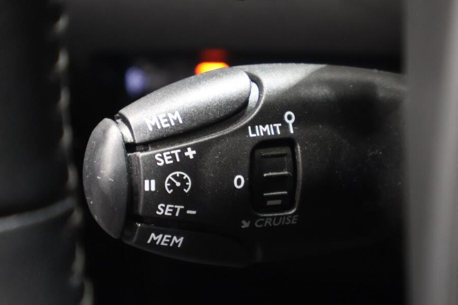 Peugeot 208 vaihtoauto