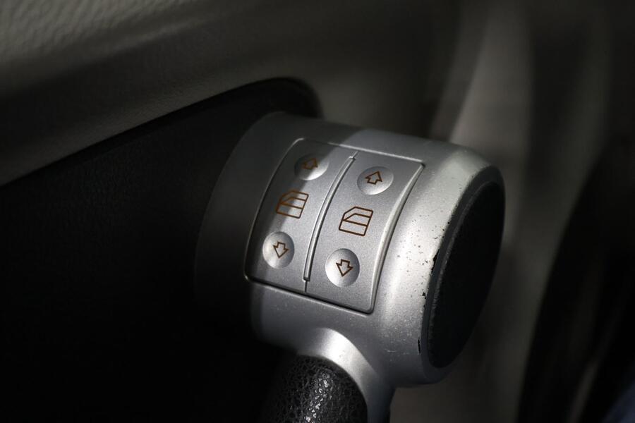 Mercedes-Benz SLK vaihtoauto