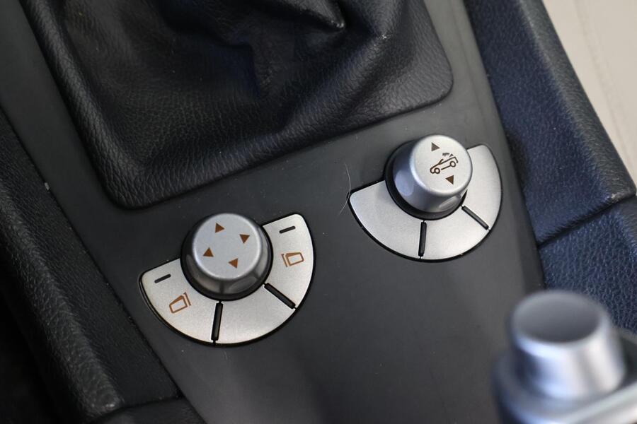 Mercedes-Benz SLK vaihtoauto