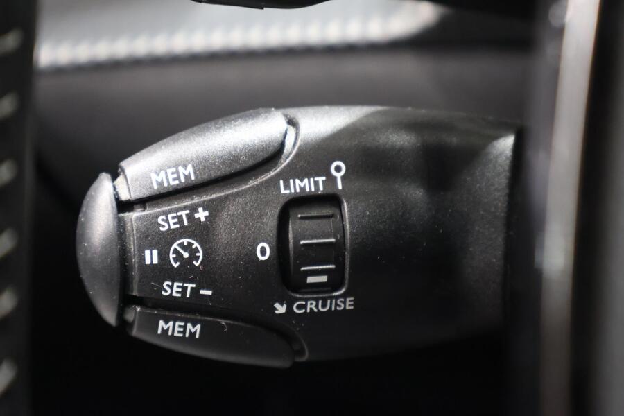 Peugeot 208 vaihtoauto