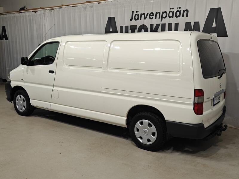 Toyota Hiace vaihtoauto