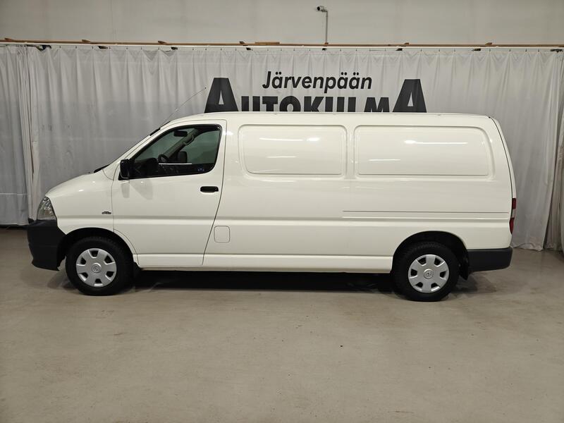 Toyota Hiace vaihtoauto