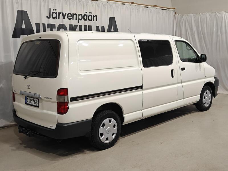 Toyota Hiace vaihtoauto