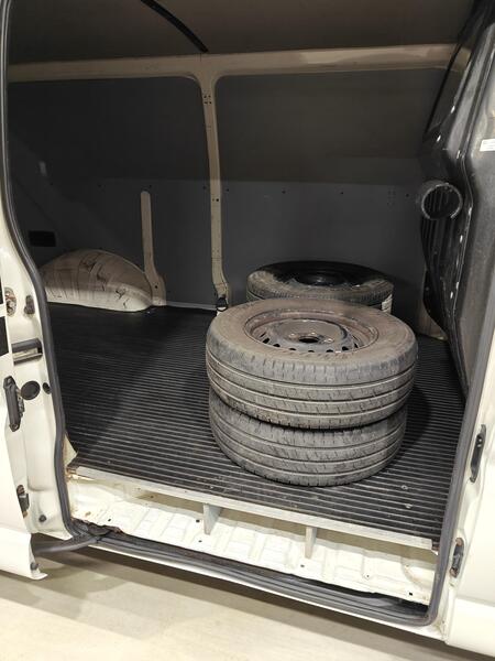 Toyota Hiace vaihtoauto