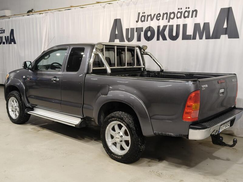 Toyota Hilux vaihtoauto