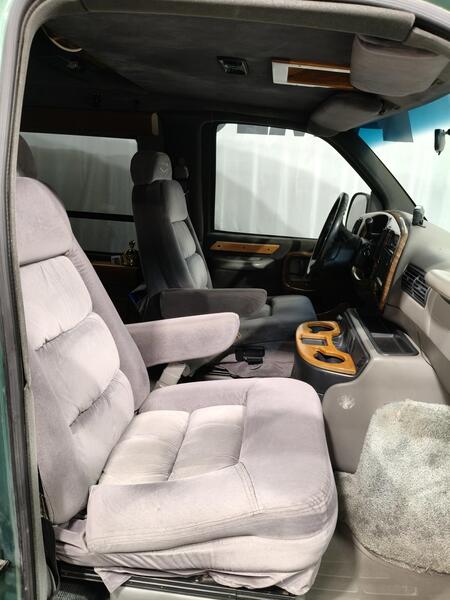 Chevrolet Chevy Van vaihtoauto