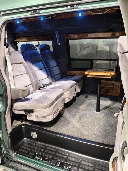 Chevrolet Chevy Van vaihtoauto