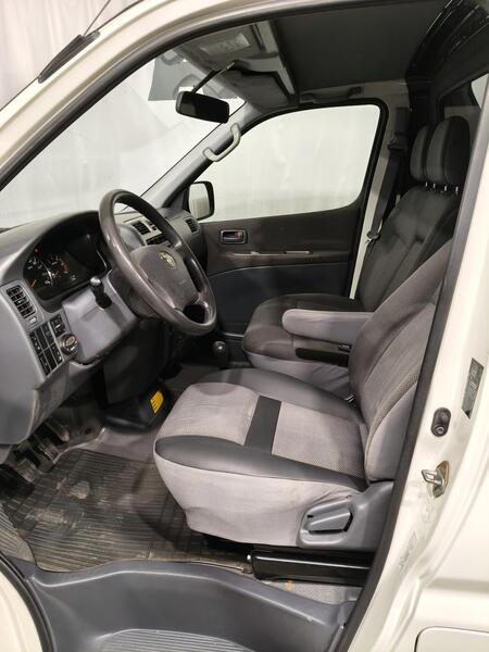 Toyota Hiace vaihtoauto