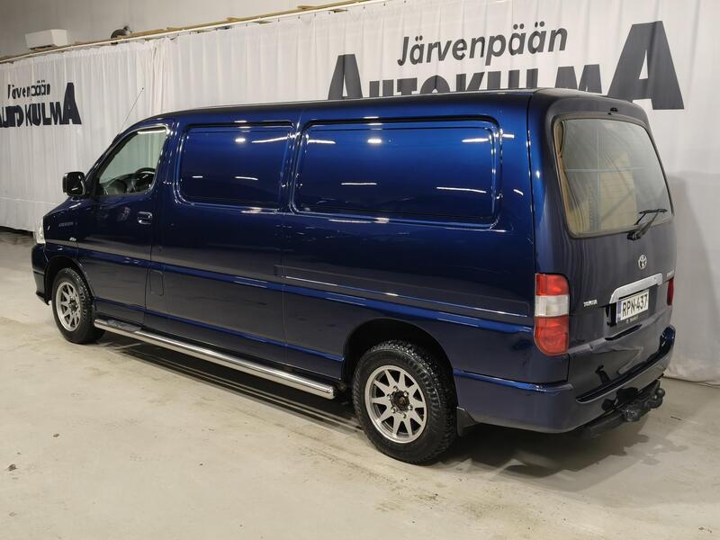 Toyota Hiace vaihtoauto