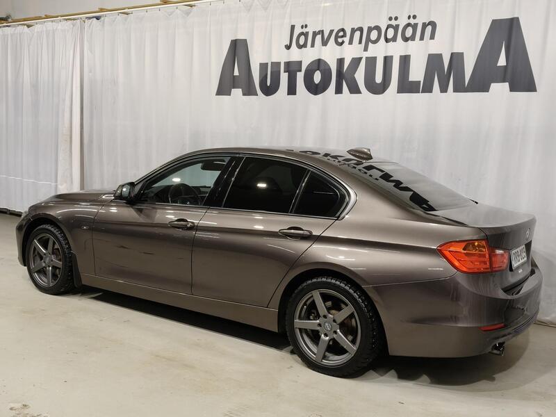 BMW 318 vaihtoauto