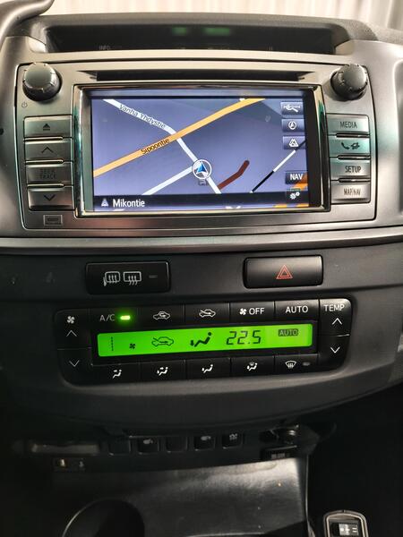 Toyota Hilux vaihtoauto