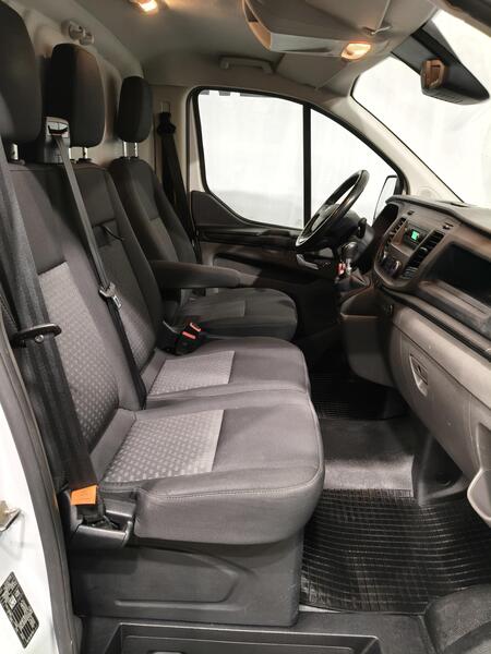 Ford Transit Custom vaihtoauto