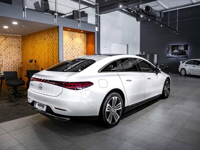 Mercedes-Benz EQS vaihtoauto