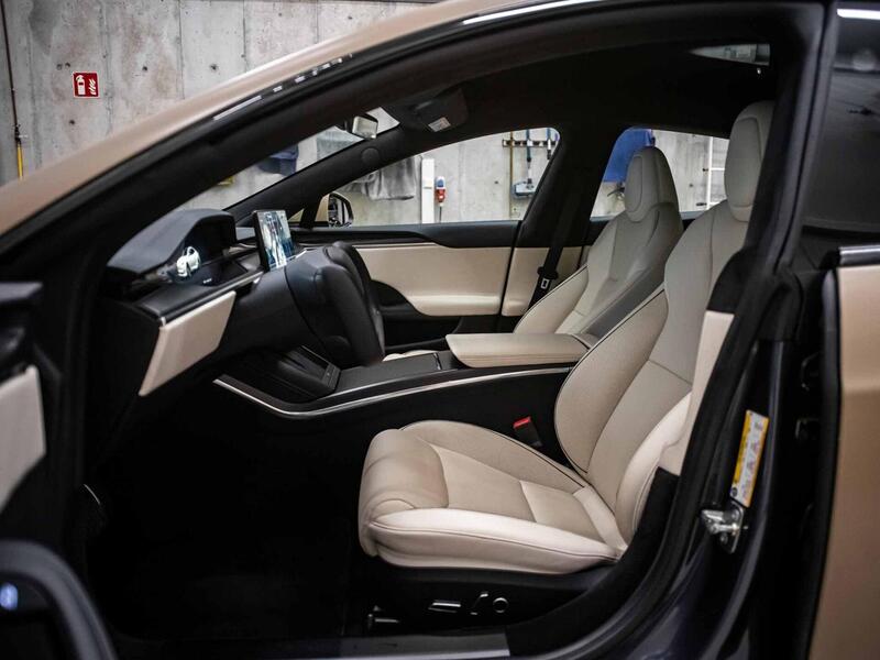 Tesla Model S vaihtoauto