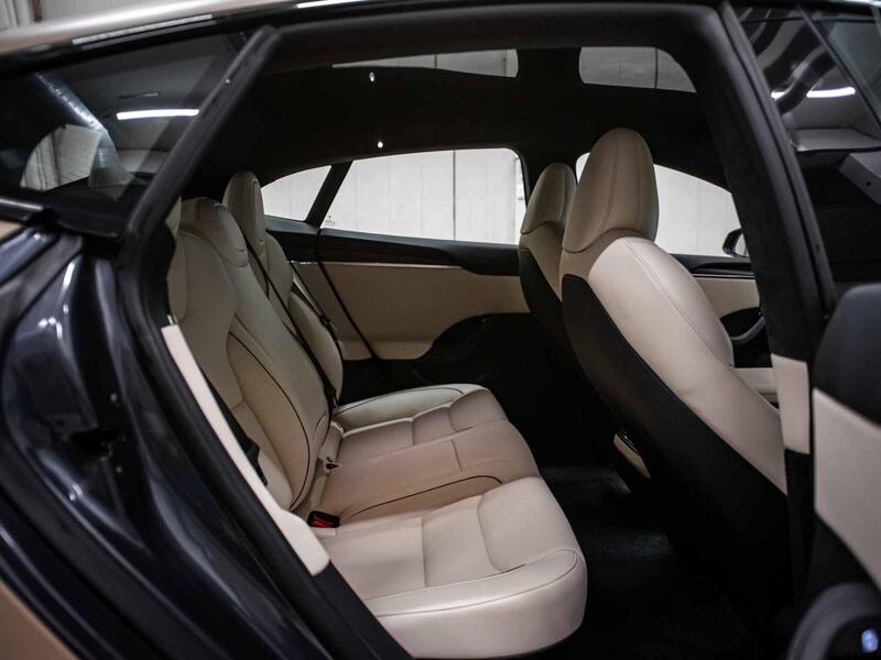 Tesla Model S vaihtoauto