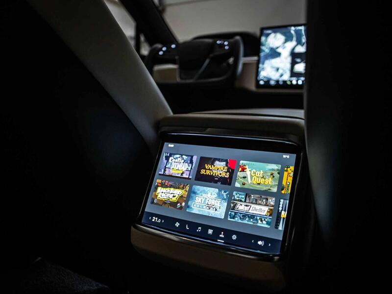 Tesla Model S vaihtoauto