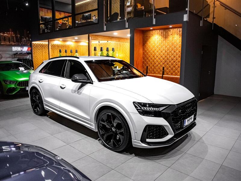 Audi RS Q8 vaihtoauto