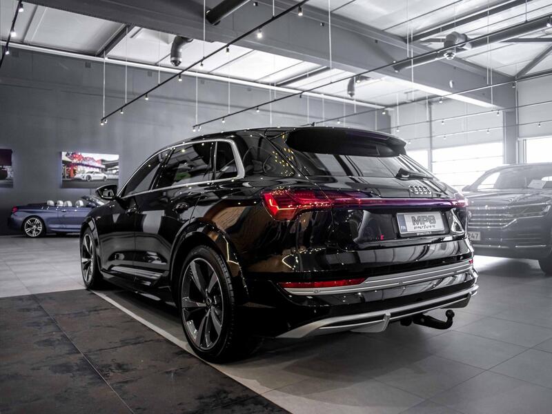 Audi e-tron vaihtoauto