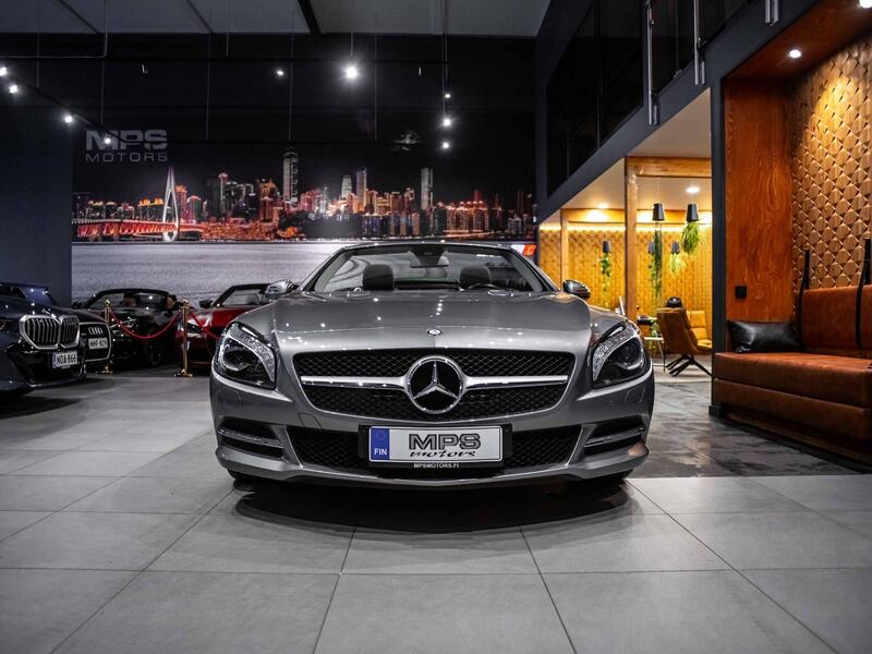 Mercedes-Benz SL vaihtoauto
