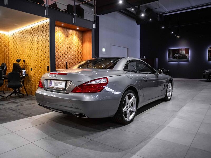 Mercedes-Benz SL vaihtoauto