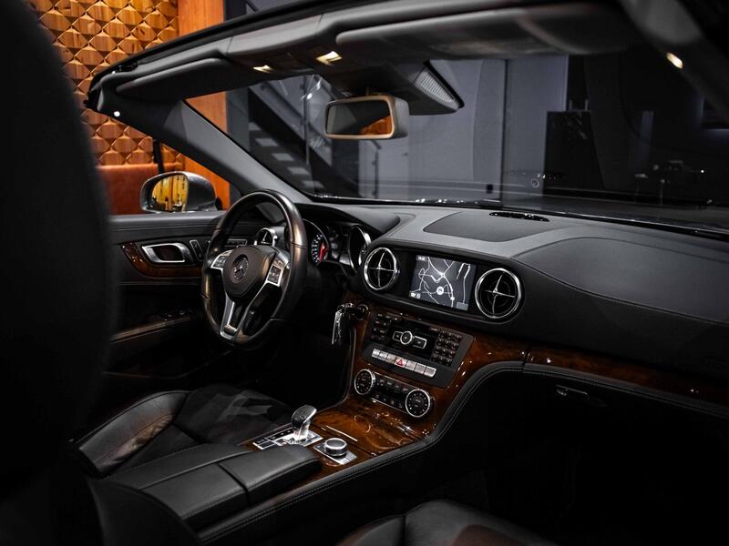 Mercedes-Benz SL vaihtoauto