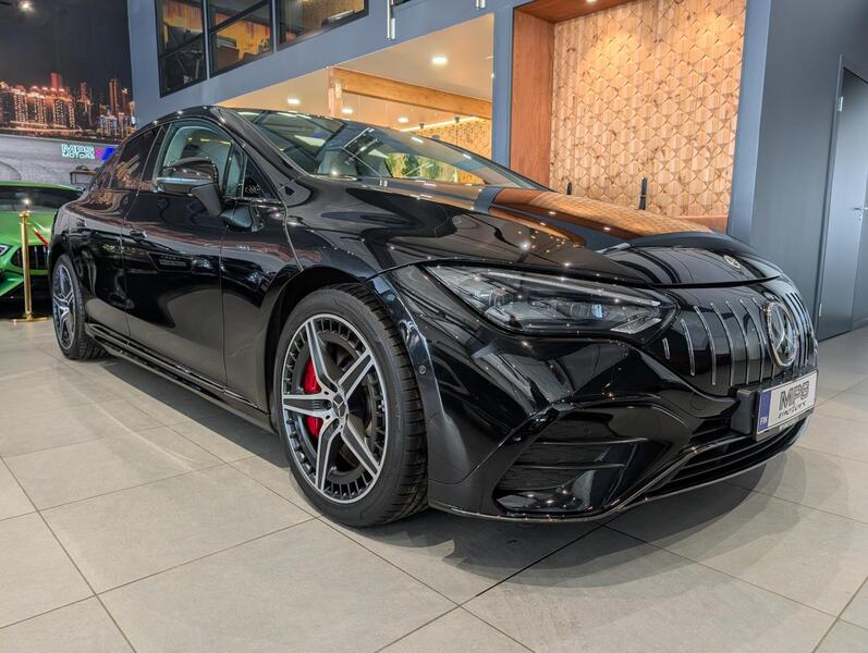 Mercedes-Benz EQE vaihtoauto