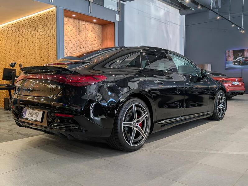 Mercedes-Benz EQE vaihtoauto