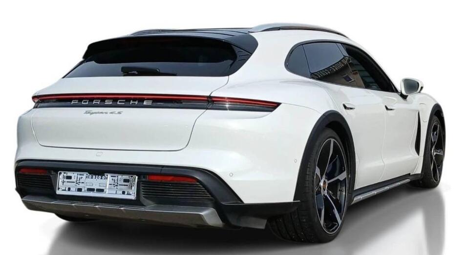 Porsche Taycan vaihtoauto