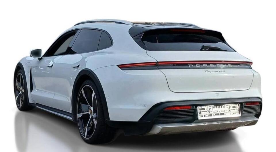 Porsche Taycan vaihtoauto