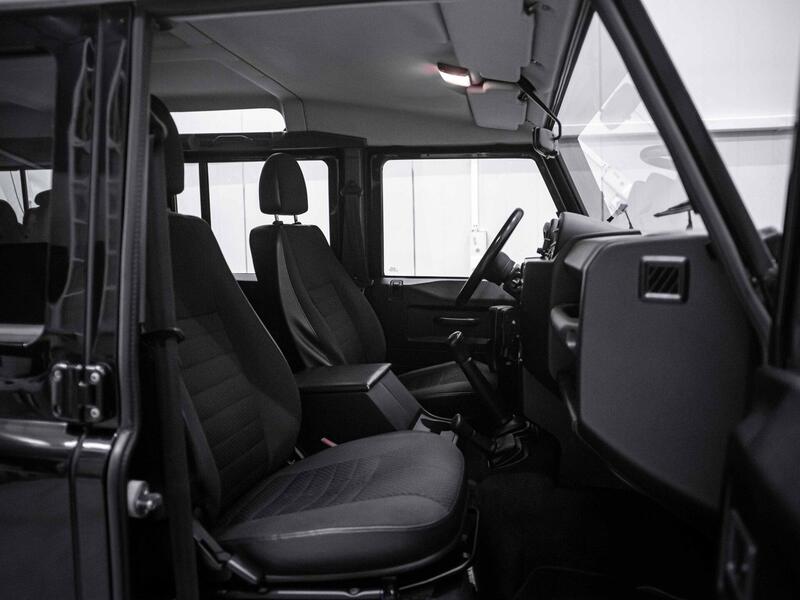 Land Rover Defender vaihtoauto