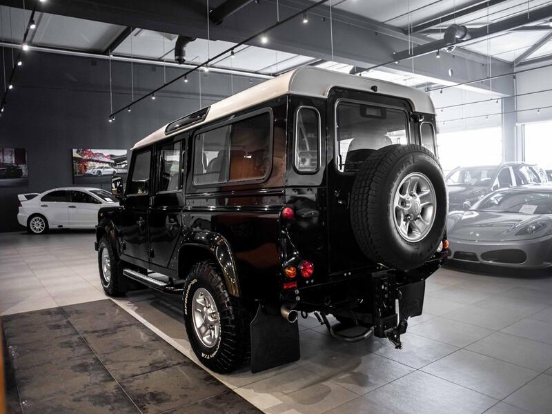Land Rover Defender vaihtoauto